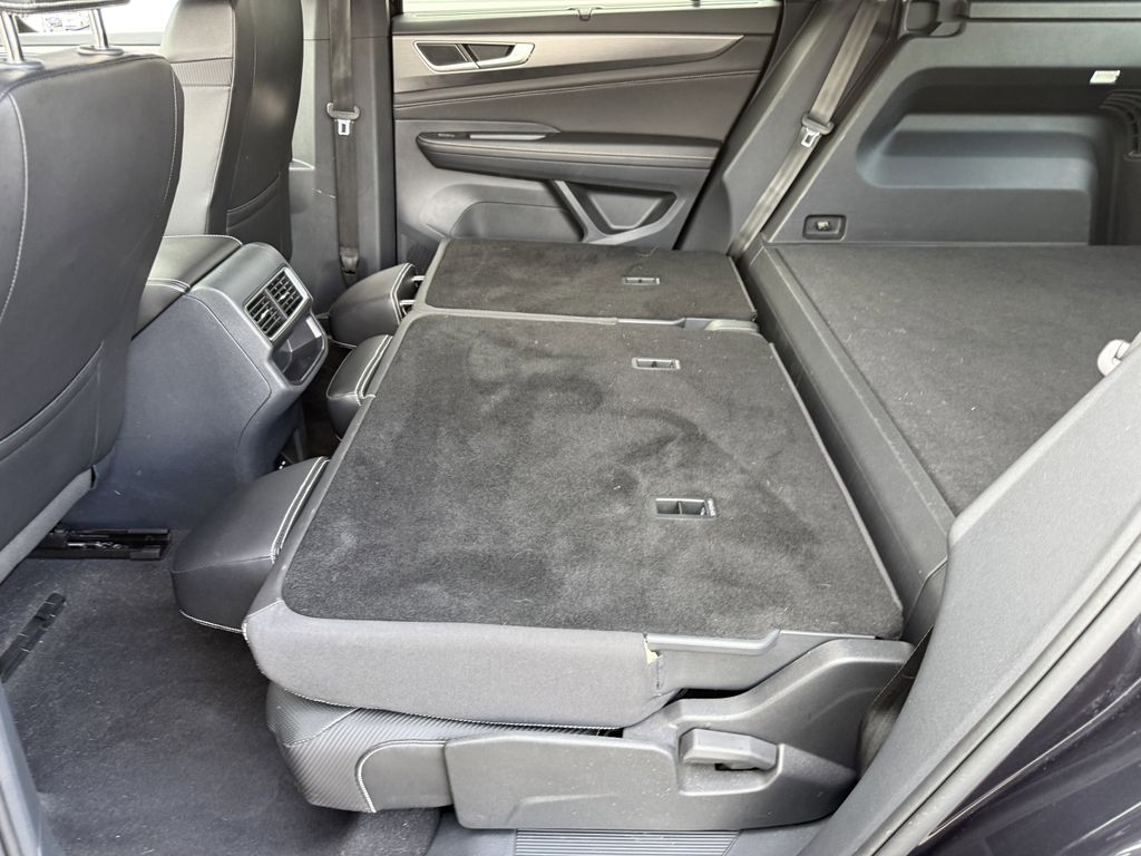 2025 Volkswagen Atlas Cross Sport SE w/Tech - Photo 26