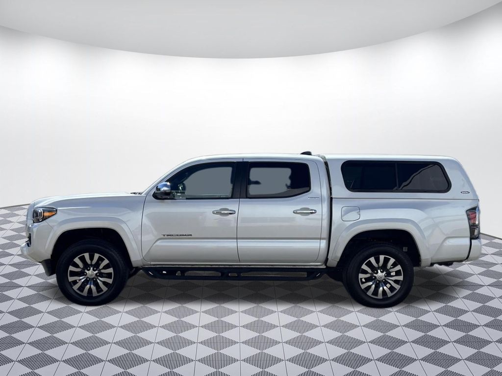 2023 Toyota Tacoma Limited - Photo 4