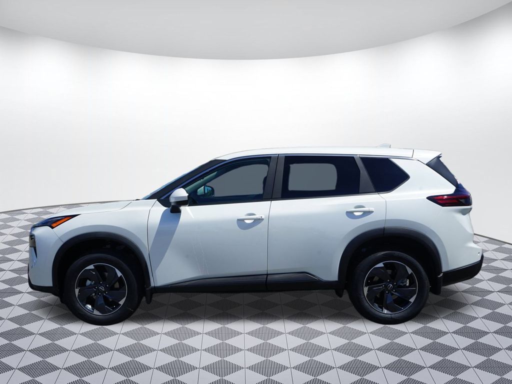 2025 Nissan Rogue SV photo 4