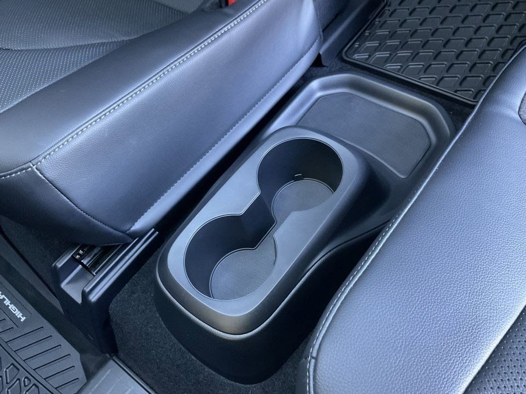 2024 Toyota Highlander Platinum - Photo 44