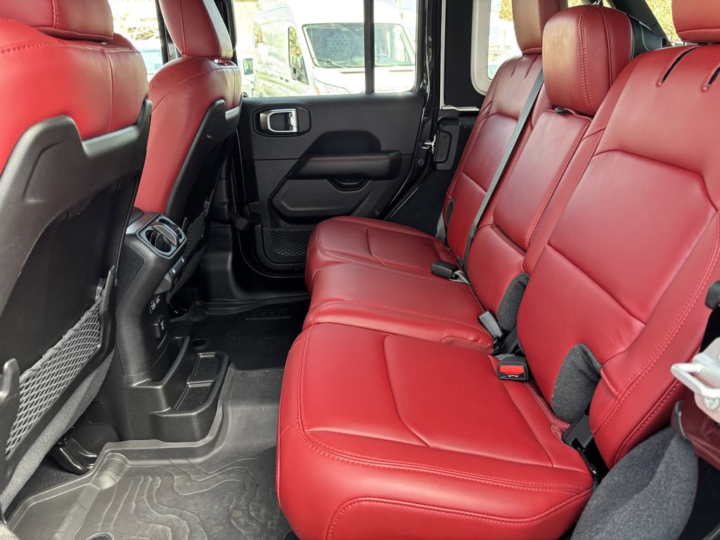 2024 Jeep Wrangler 4-Door Rubicon - Photo 23