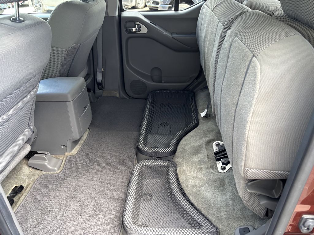 2016 Nissan Frontier SV - Photo 26