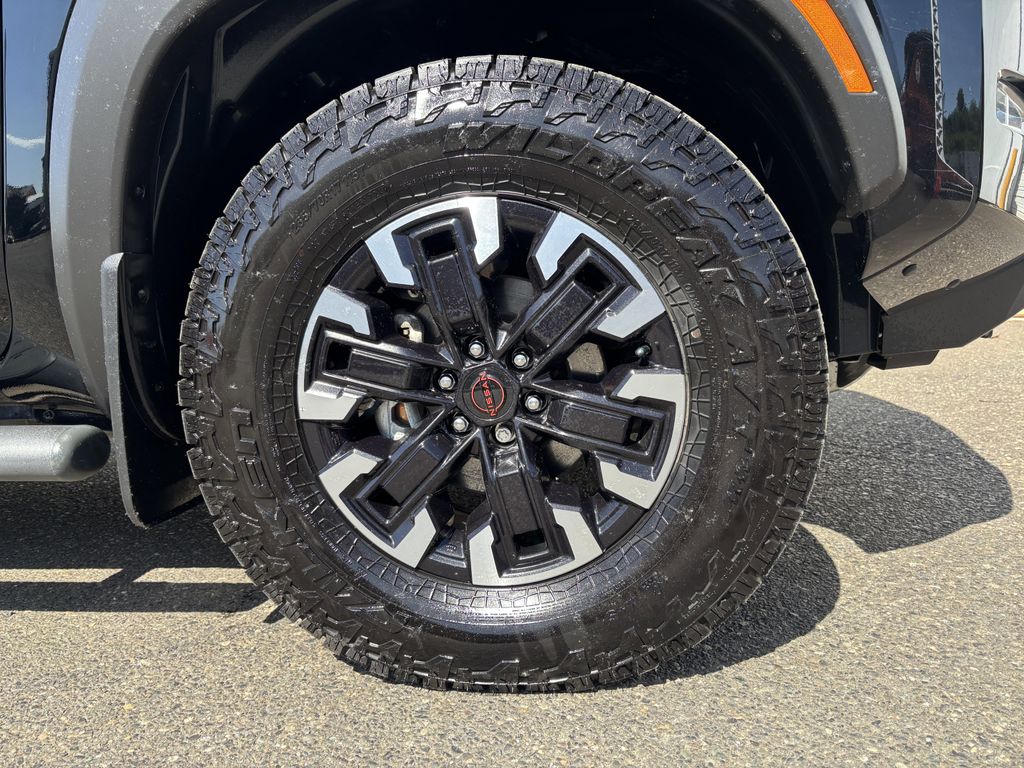 2022 Nissan Frontier PRO-4X - Photo 9