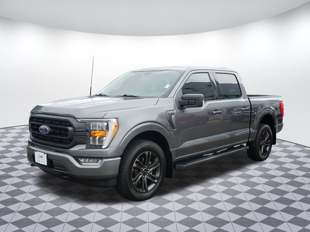 2022 Ford F-150 XLT photo 3