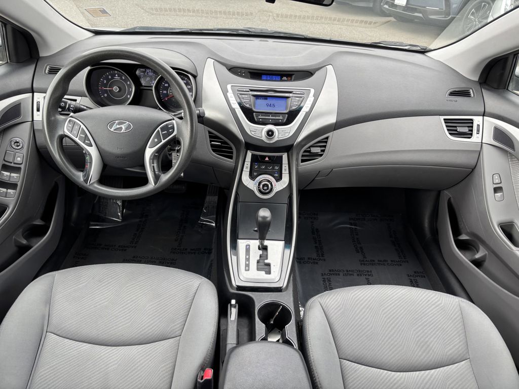 2011 Hyundai Elantra GLS - Photo 21