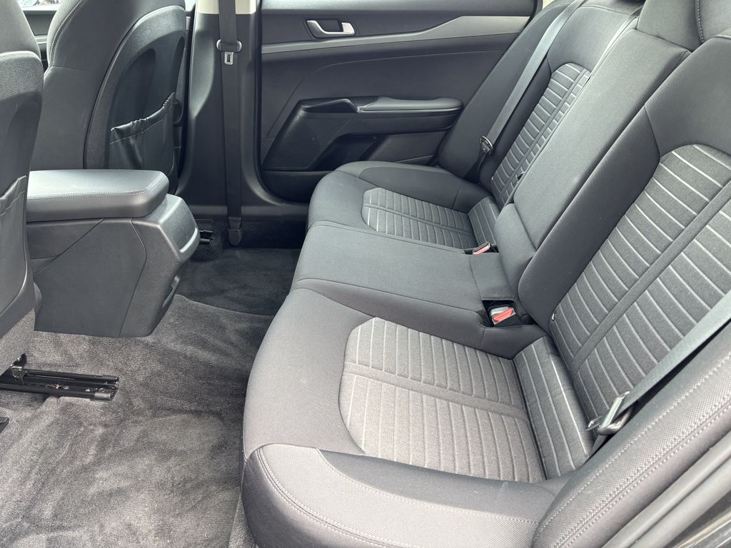 2026 Kia K5 LXS - Photo 21