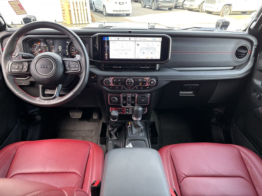 2024 Jeep Wrangler 4-Door Rubicon - Photo 21