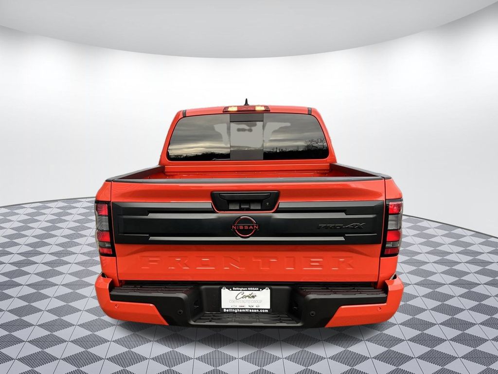 2025 Nissan Frontier PRO-4X photo 4