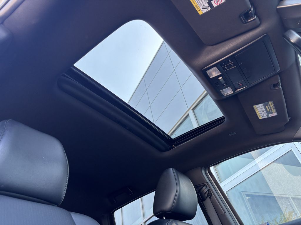 2023 Toyota Tacoma Limited - Photo 24