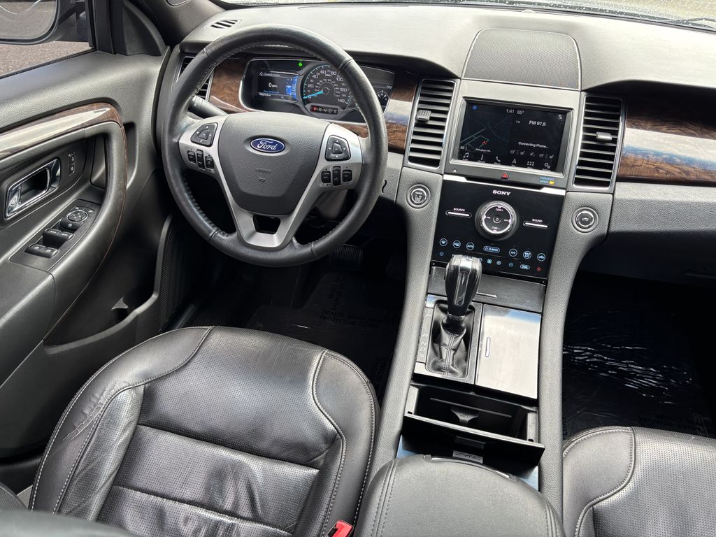 2019 Ford Taurus Limited - Photo 20