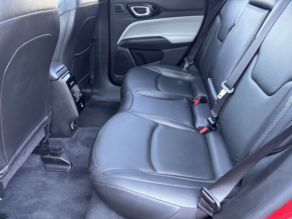 2025 Jeep Compass Limited - Photo 22