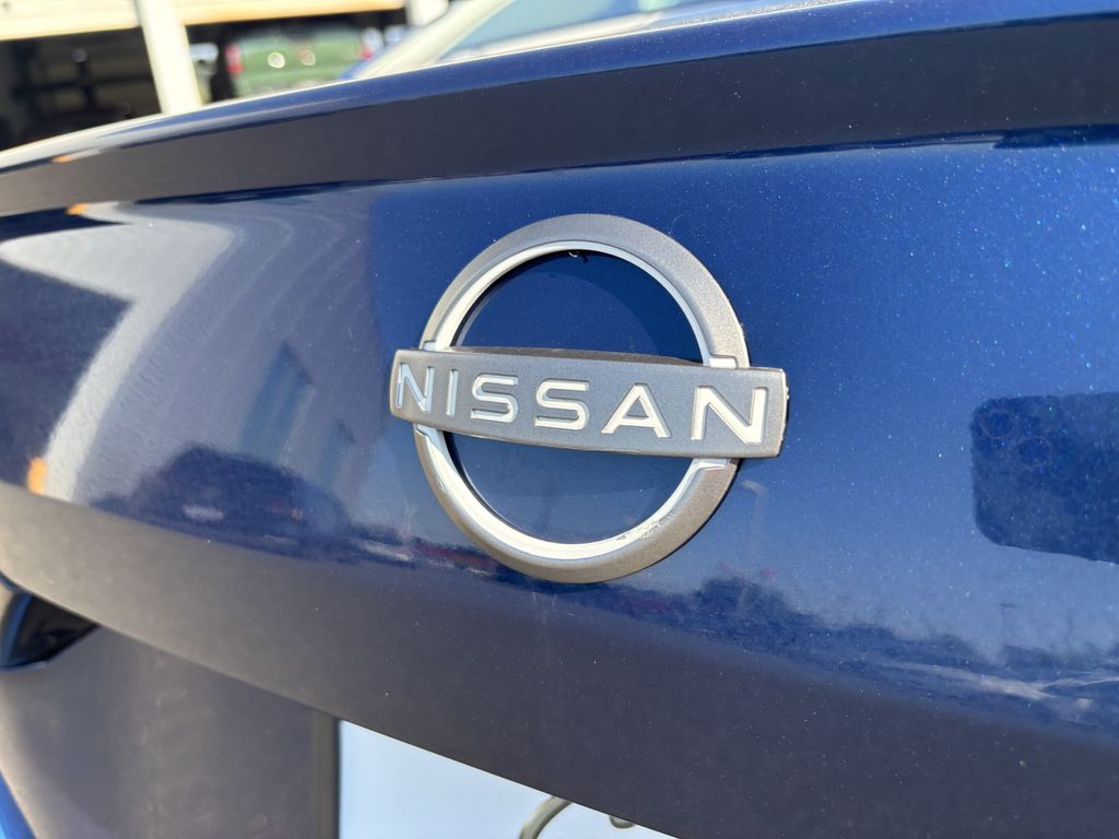 2024 Nissan Altima SR - Photo 10
