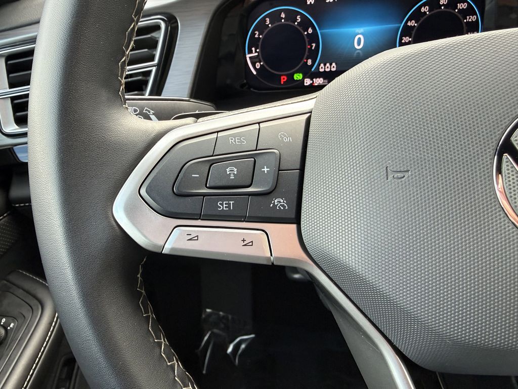 2025 Volkswagen Atlas Cross Sport SE w/Tech - Photo 15
