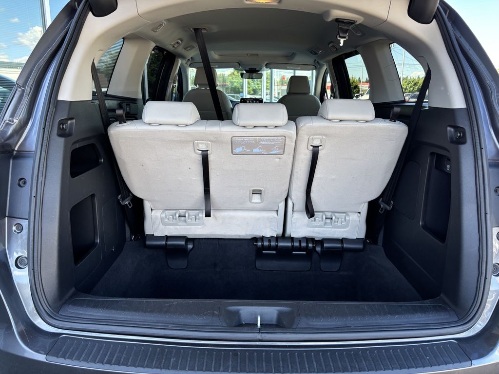 2025 Honda Odyssey EX-L - Photo 25