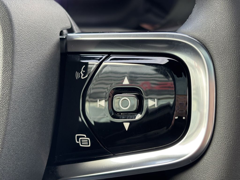 2023 Polestar 2 - Photo 15
