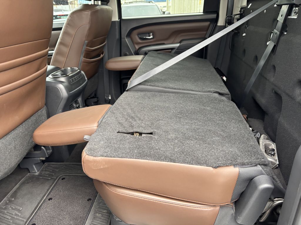 2019 Nissan Titan XD Platinum Reserve - Photo 26