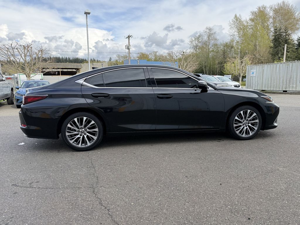 2019 Lexus ES 350 - Photo 8