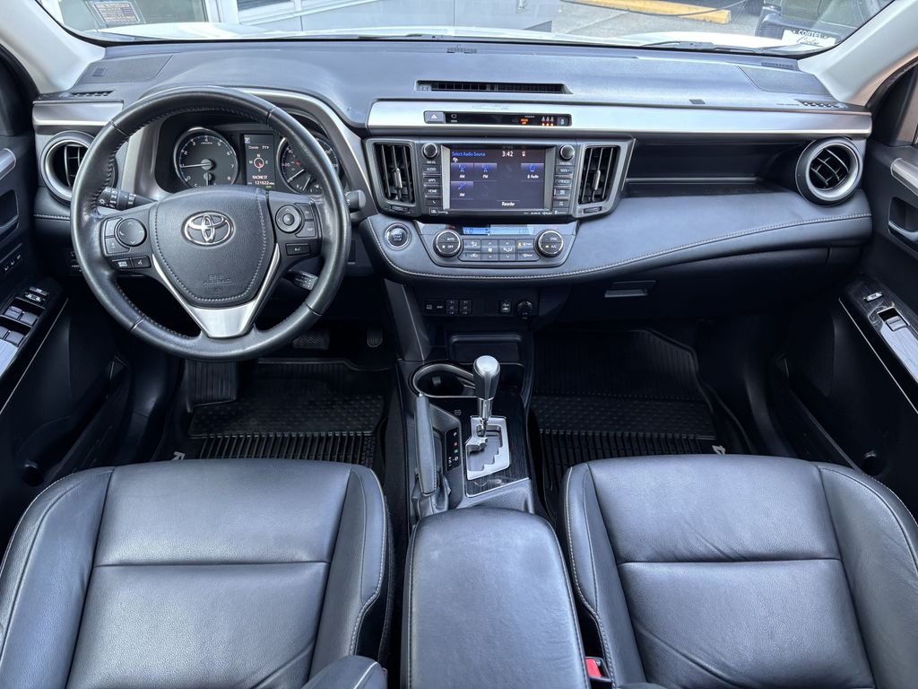 2018 Toyota RAV4 Limited - Photo 20