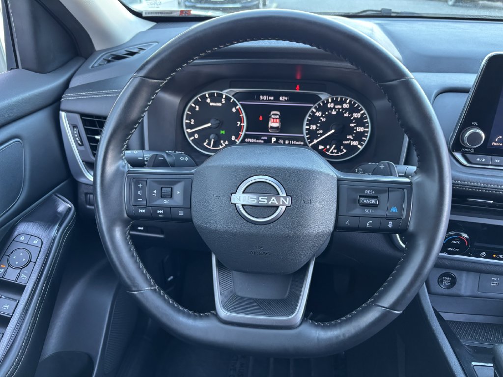 2025 Nissan Rogue SV - Photo 13