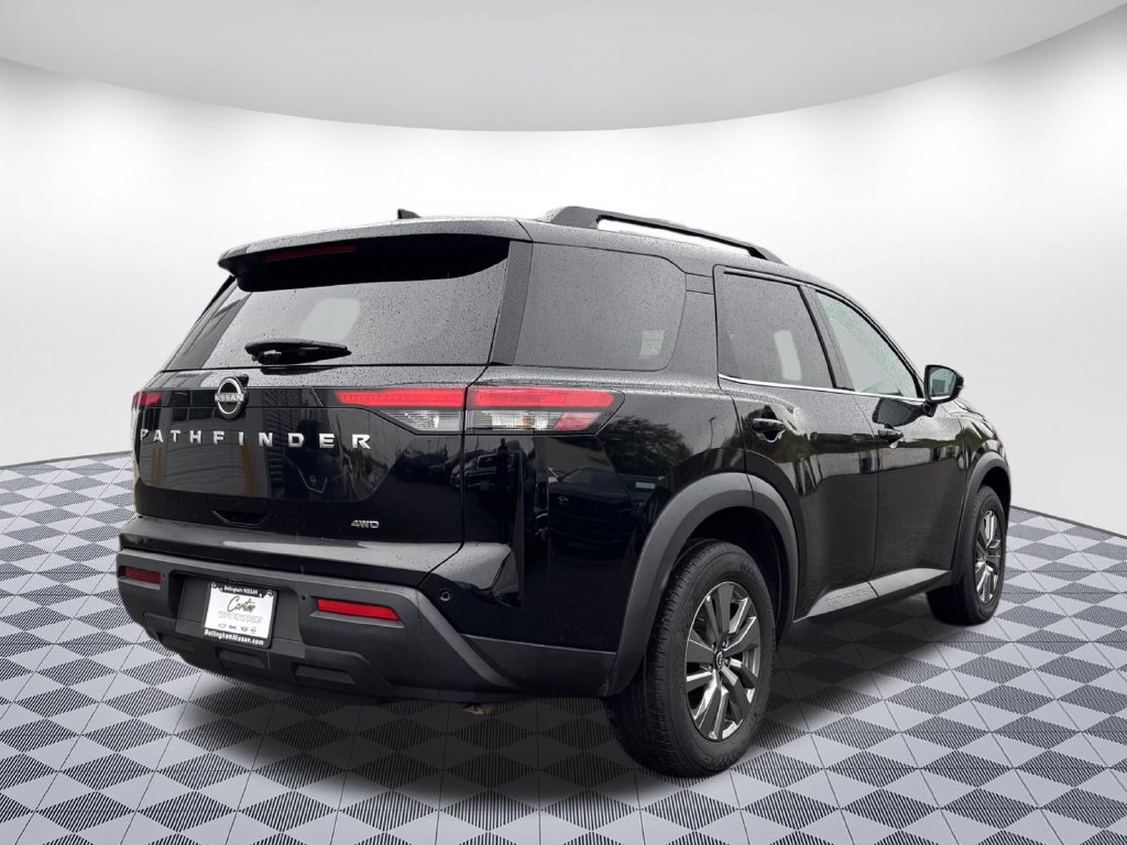 2025 Nissan Pathfinder SV - Photo 6