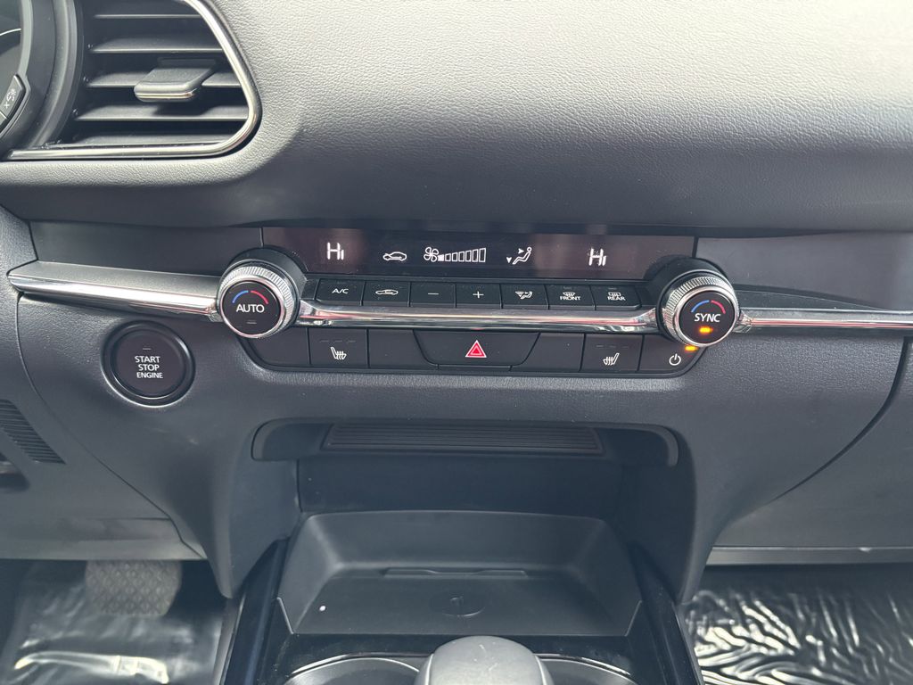 2024 Mazda CX-30 Carbon Edition - Photo 19