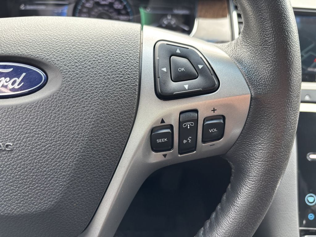 2019 Ford Taurus Limited - Photo 15