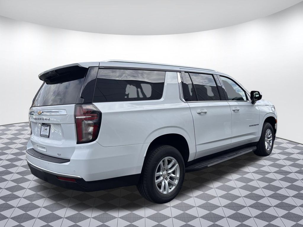 2024 Chevrolet Suburban LT - Photo 7