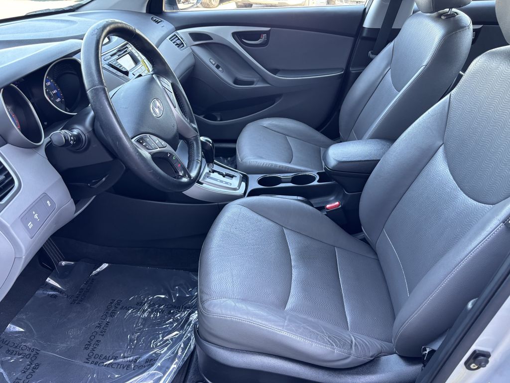 2013 Hyundai Elantra Limited - Photo 13