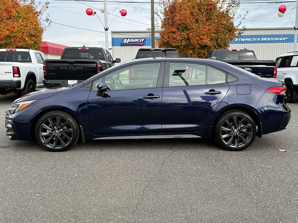 Used 2024 Toyota Corolla SE Sedan