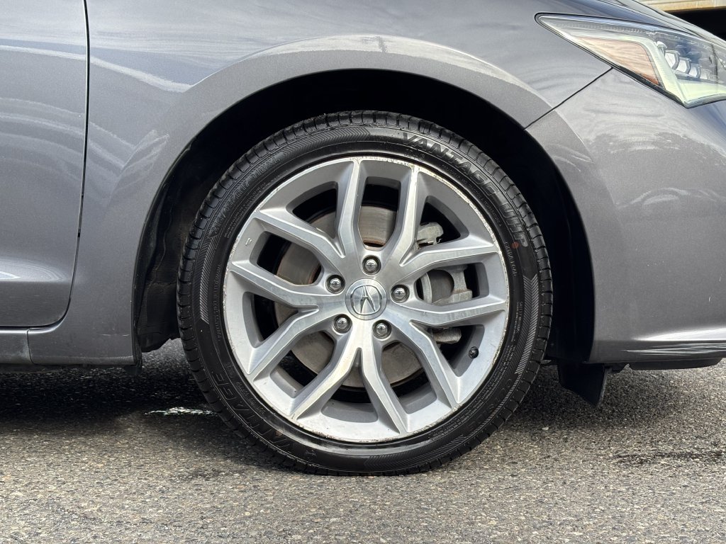 2019 Acura ILX Base - Photo 9