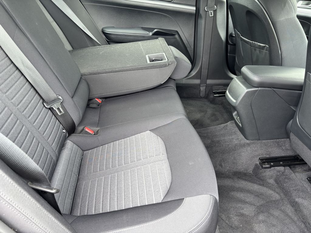 2026 Kia K5 LXS - Photo 26