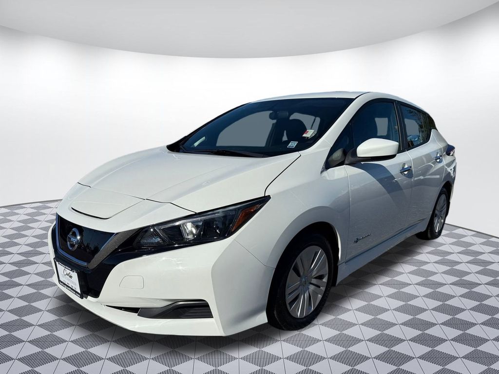 2018 Nissan Leaf S photo 3
