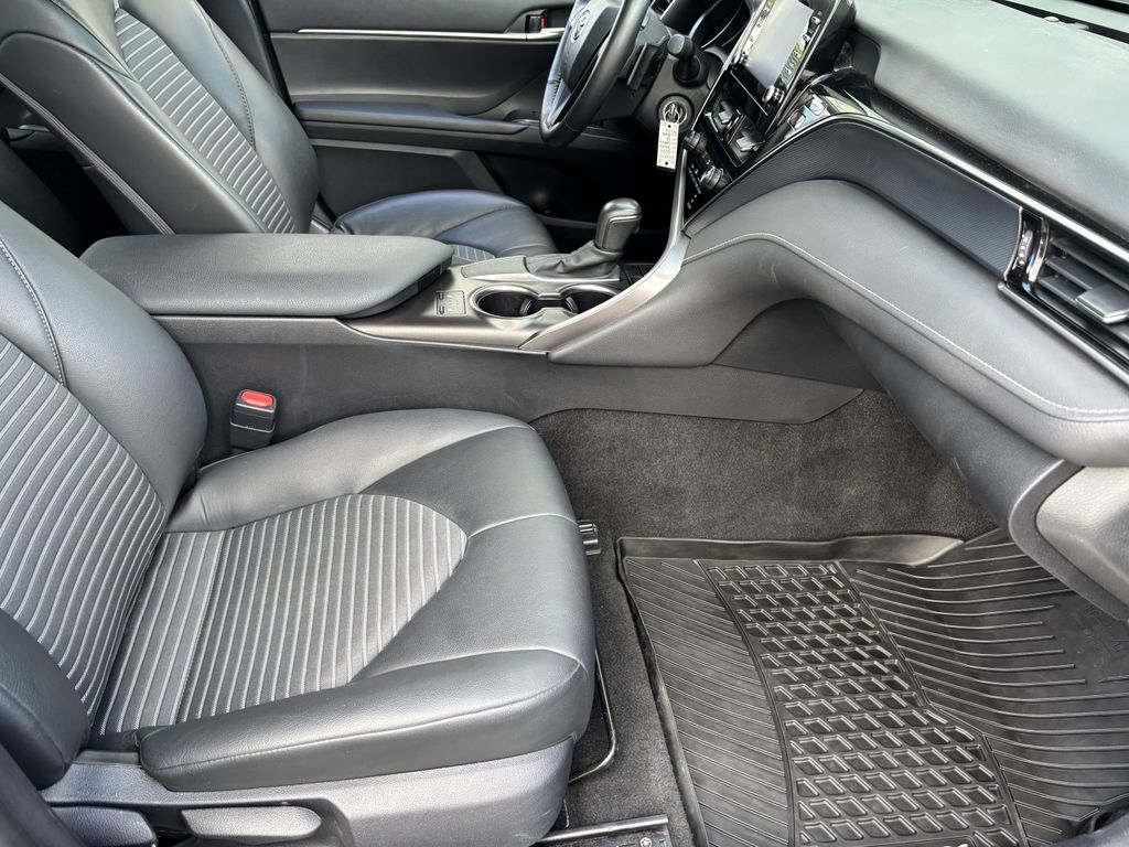 2024 Toyota Camry SE - Photo 27