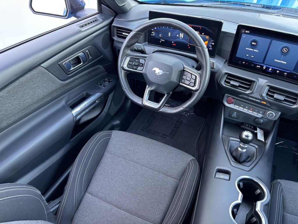 2024 Ford Mustang GT - Photo 13