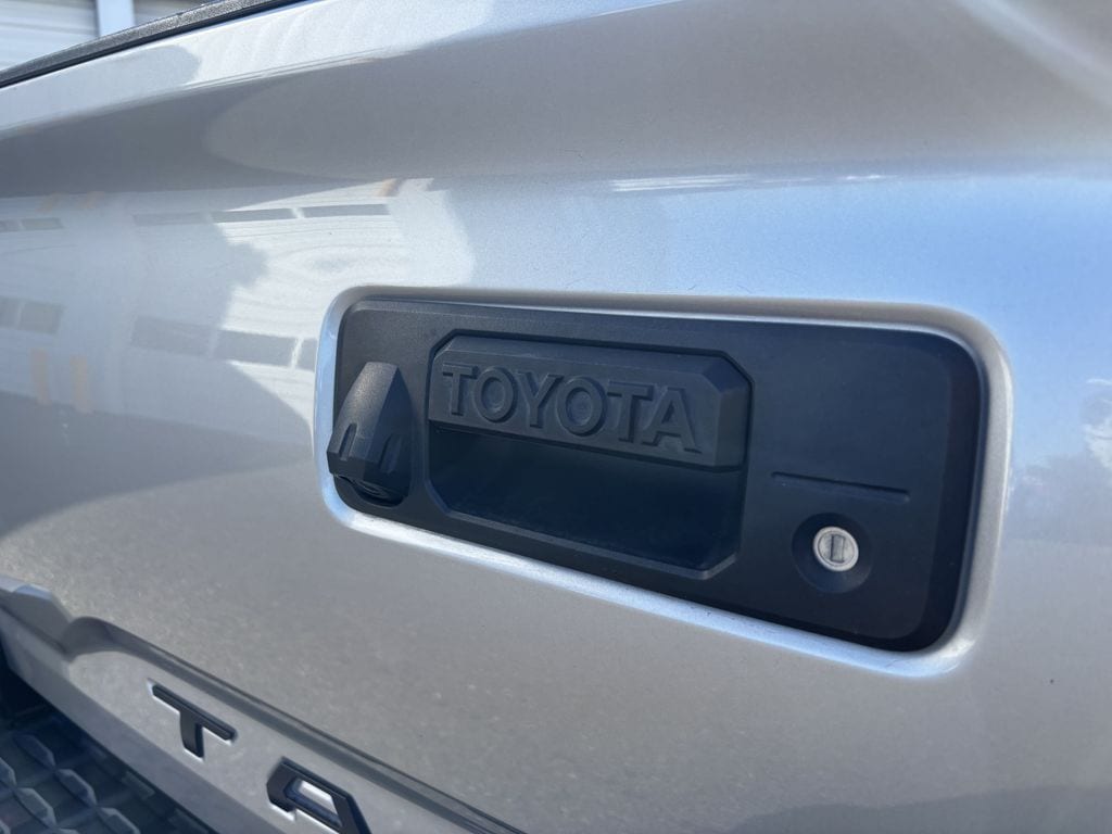 2018 Toyota Tacoma TRD Off Road - Photo 10