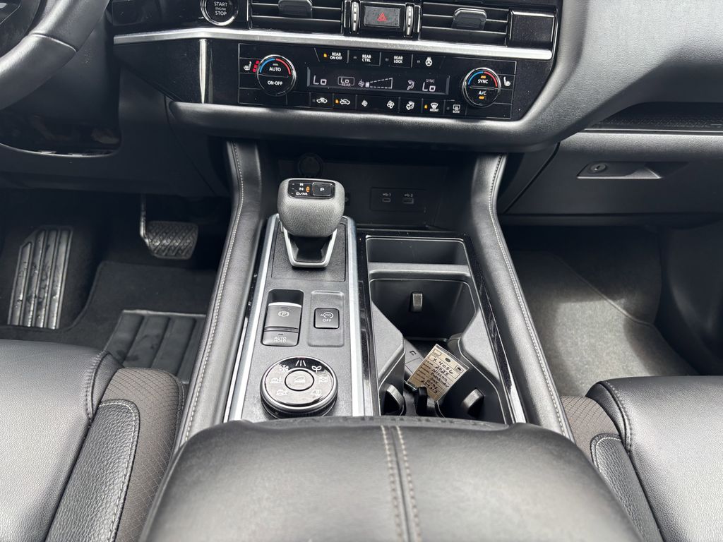 2025 Nissan Pathfinder SL - Photo 19