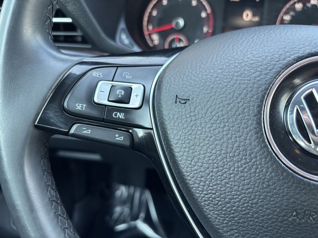 2022 Volkswagen Passat Limited Edition - Photo 13