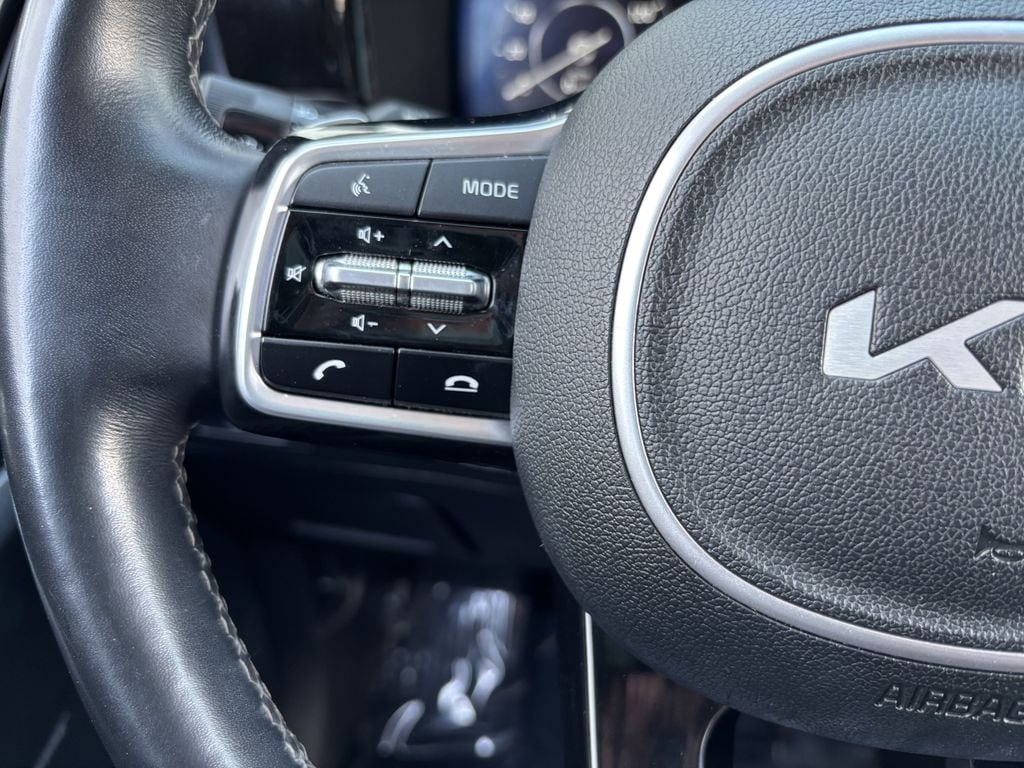 2022 Kia Sorento SX - Photo 16