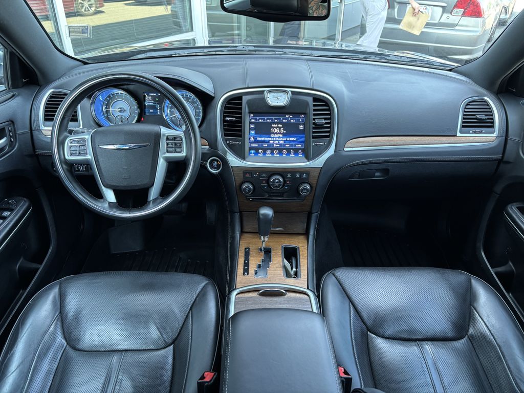 2013 Chrysler 300 C Varvatos Collection - Photo 19