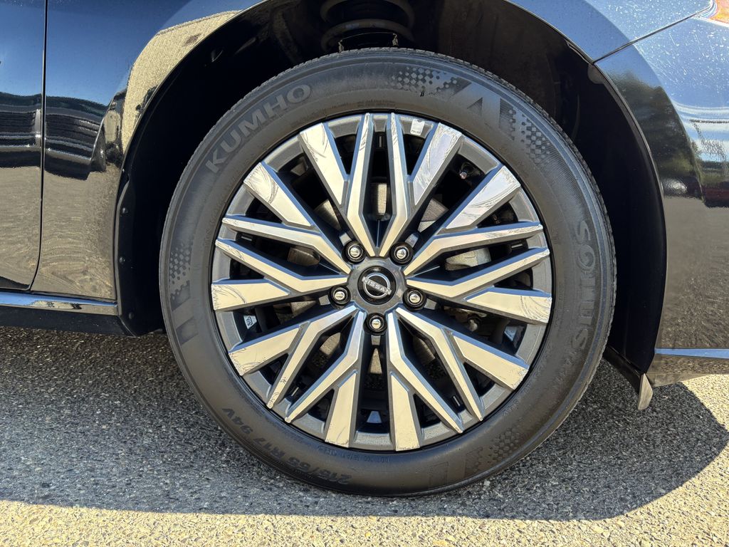 2024 Nissan Altima SV - Photo 9