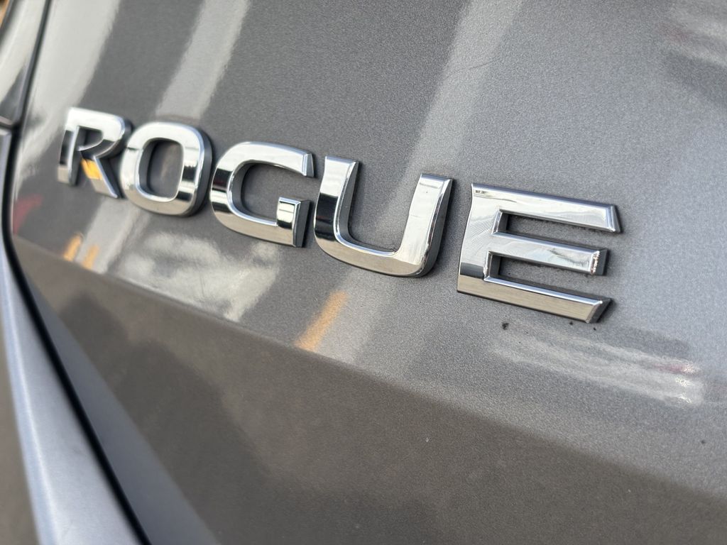 2016 Nissan Rogue SL - Photo 11