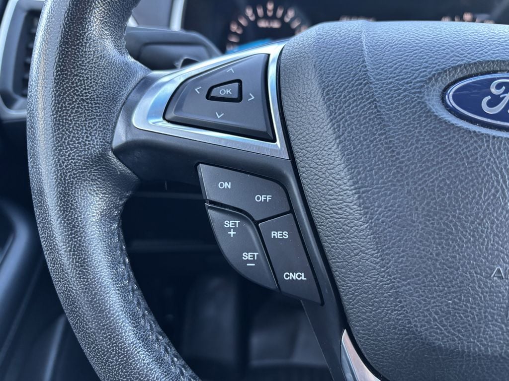 2018 Ford Edge SEL - Photo 16