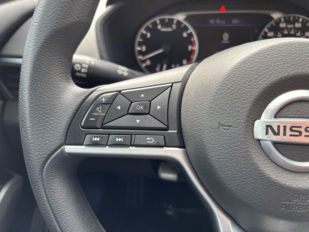 2021 Nissan Altima SV - Photo 16