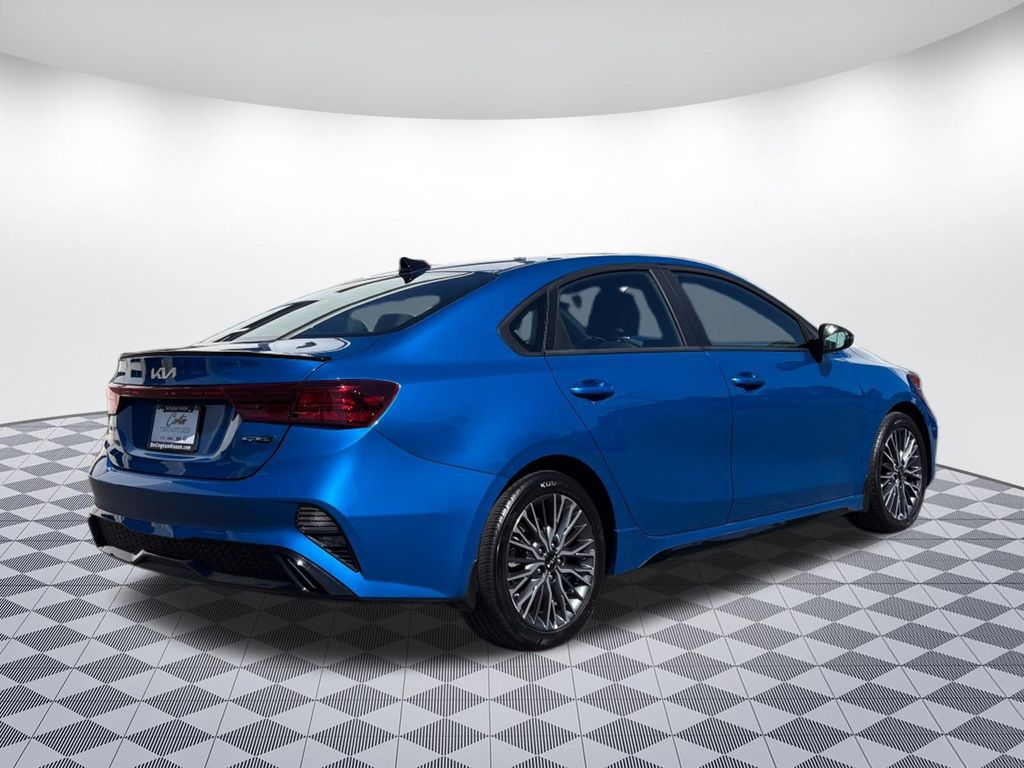 2023 Kia Forte GT-Line - Photo 7