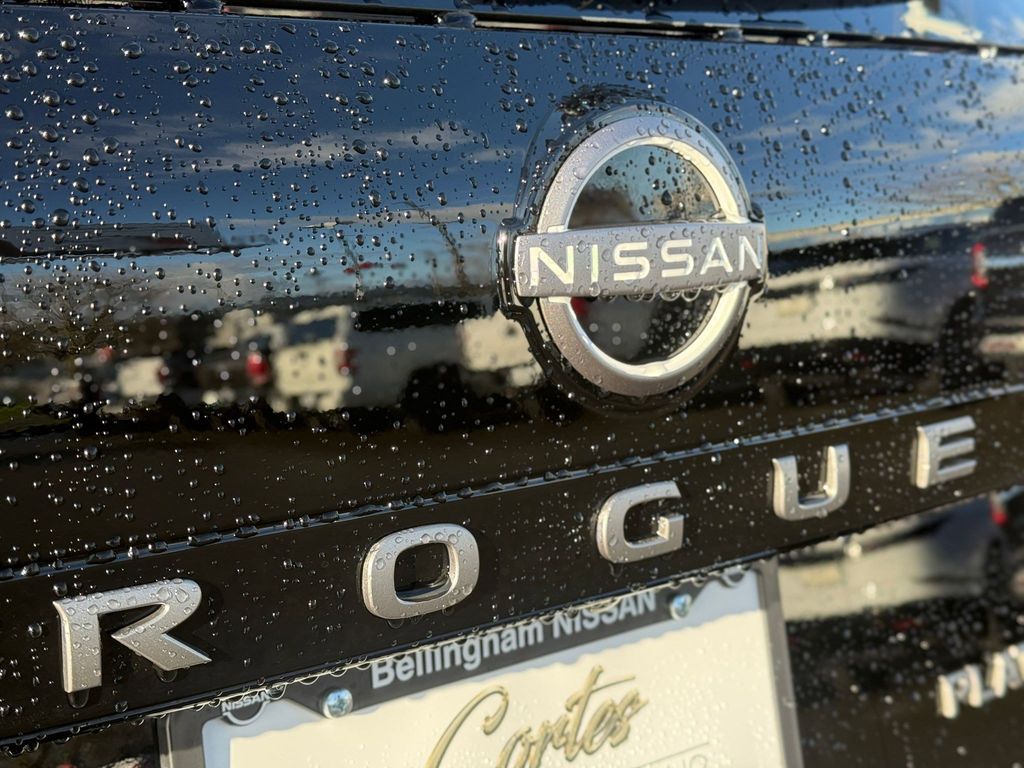 2026 Nissan Rogue Platinum - Photo 10