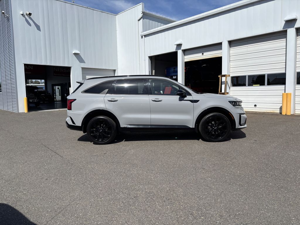 2022 Kia Sorento SX - Photo 8