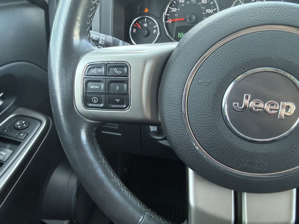 2012 Jeep Liberty Limited Jet Edition - Photo 16