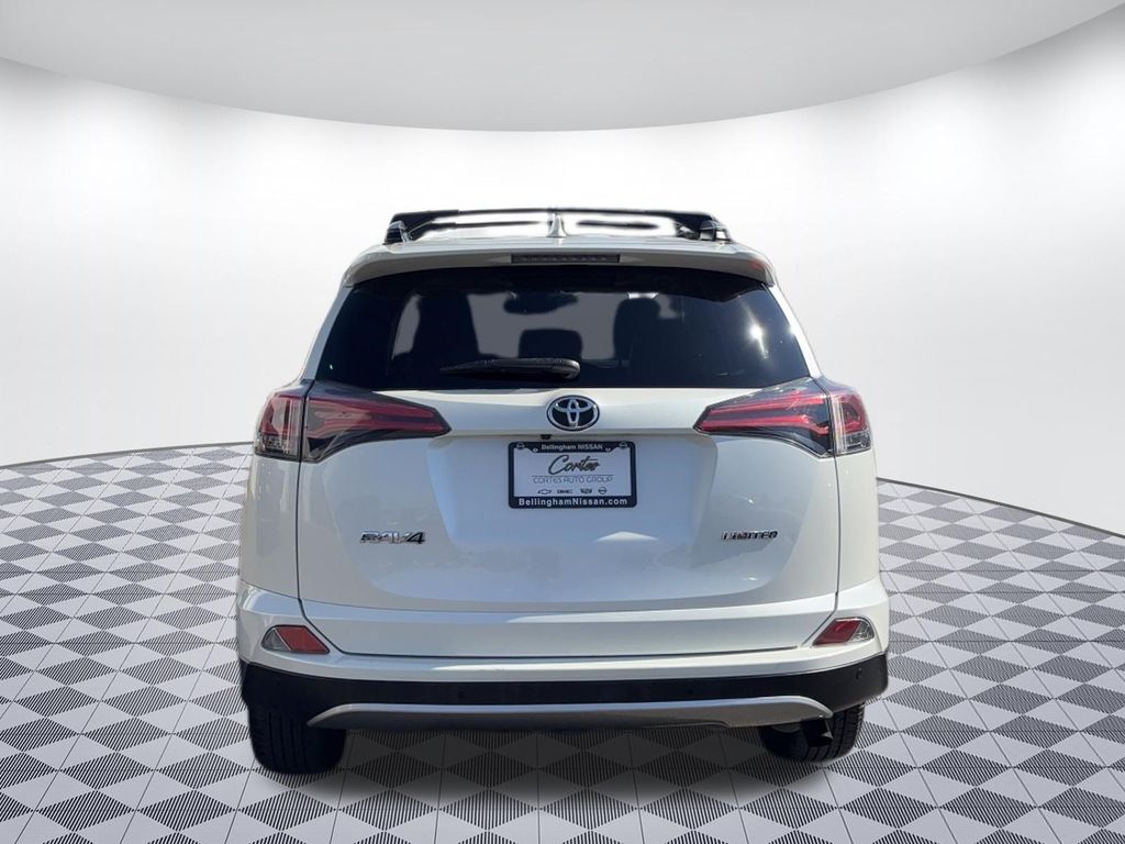 2018 Toyota RAV4 Limited - Photo 6