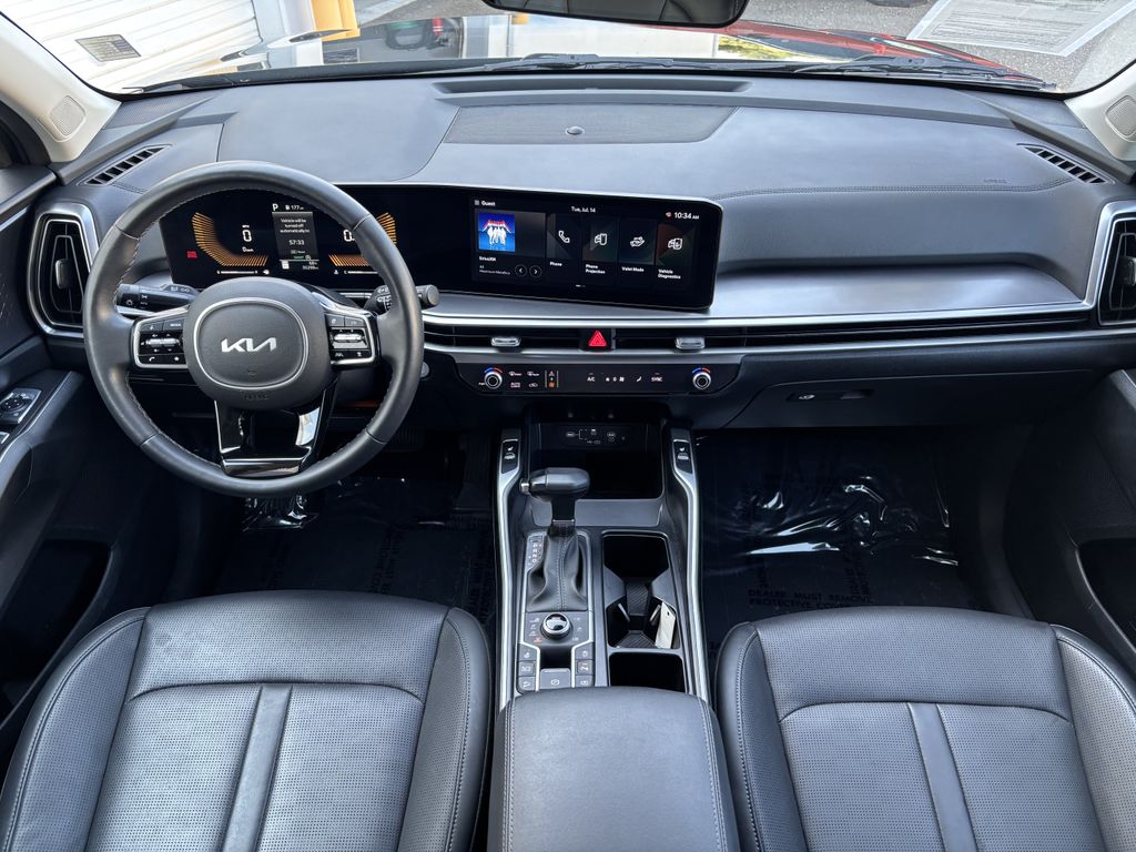 2025 Kia Sorento EX - Photo 21