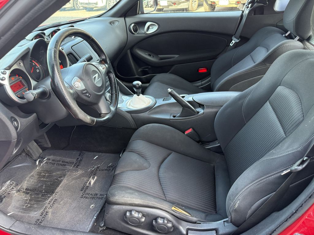 2016 Nissan 370Z Coupe Base - Photo 12
